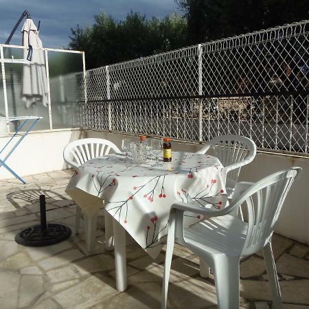 Joli Studio Calme Avec Terrasse Lejlighed Nice Eksteriør billede